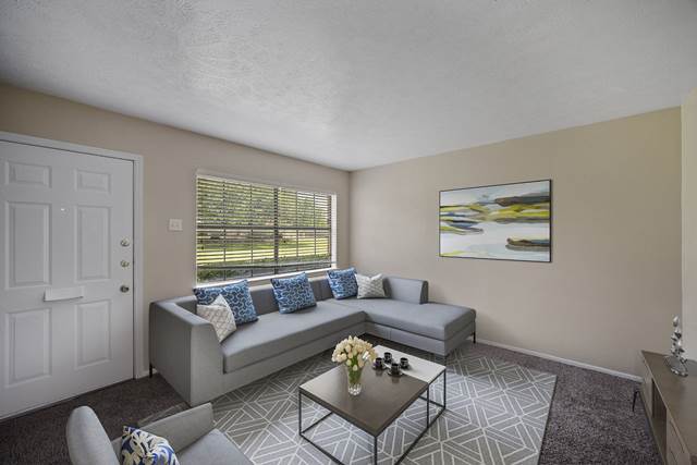1-bedroom townhome at Westwood Townhomes in Duncanville, TX